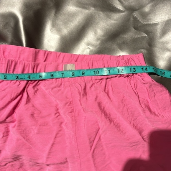 Only AMARE bubble gum pink elastic waist snort with pockets Sz L - Picture 7 of 11